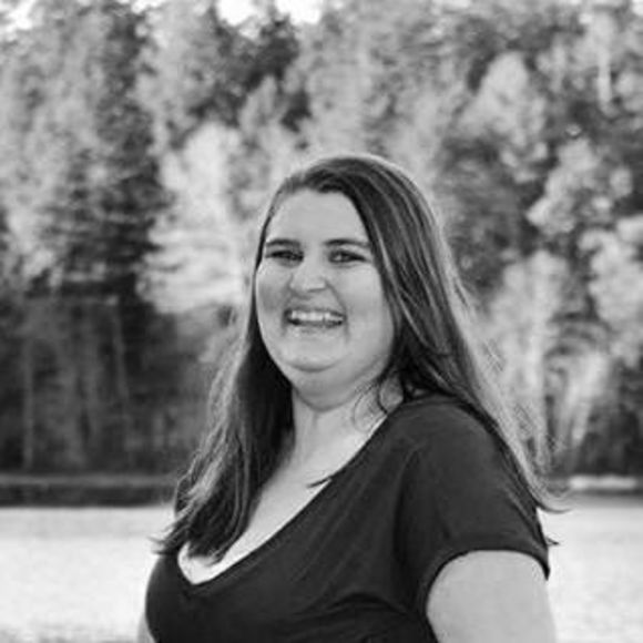 Meet your Posher, Erica - Picture 1 of 1